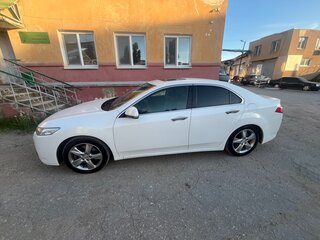 2012 Honda Accord VIII Рестайлинг, белый, 2200000 рублей, вид 3