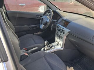 2012 Opel Astra H Рестайлинг, серебристый, 625000 рублей, вид 5