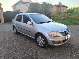 2014 Renault Logan I Рестайлинг, серый, 550000 рублей, вид 3