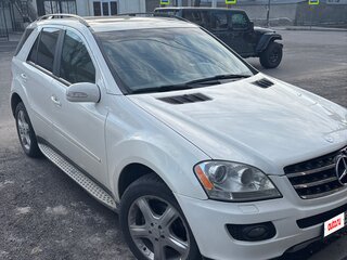 2005 Mercedes-Benz M-Класс 350 II (W164), белый, 900000 рублей, вид 3