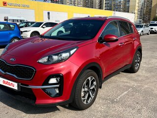 2018 Kia Sportage IV Рестайлинг, красный, 1950000 рублей, вид 4