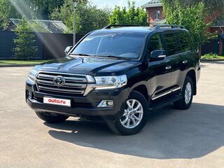 2016 Toyota Land Cruiser 200 Series Рестайлинг 2, чёрный, 5599000 рублей, вид 1