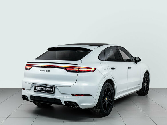 2020 Porsche Cayenne GTS Coupé III, белый, 9399000 рублей - вид 3