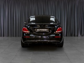 2016 Mercedes-Benz E-Класс 200 V (W213, S213, C238), чёрный, 2209000 рублей, вид 4