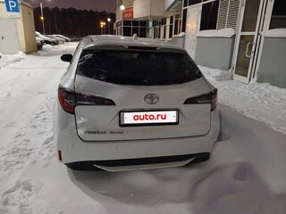 2021 Toyota Corolla XII (E210), белый, 1800000 рублей, вид 5