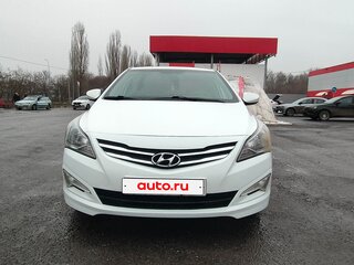 2014 Hyundai Solaris I Рестайлинг, белый, 630000 рублей, вид 2