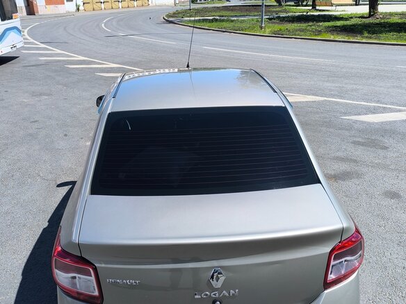 2017 Renault Logan II, золотистый, 800000 рублей - вид 12
