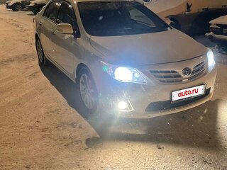 2011 Toyota Corolla X (E140, E150) Рестайлинг, белый, 975000 рублей, вид 2