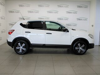2010 Nissan Qashqai I Рестайлинг, белый, 833000 рублей, вид 5