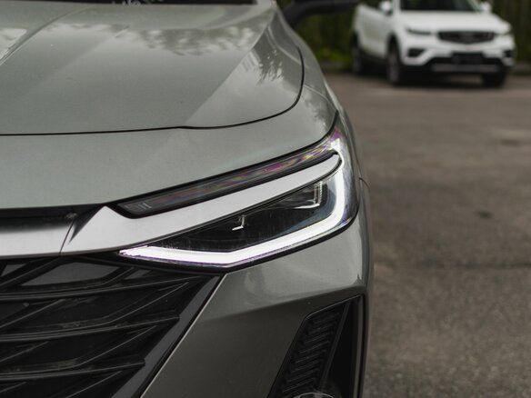 2025 Chery Arrizo 8, серебристый, 2836350 рублей - вид 33