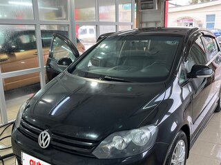 2012 Volkswagen Golf Plus II, чёрный, 790000 рублей, вид 1