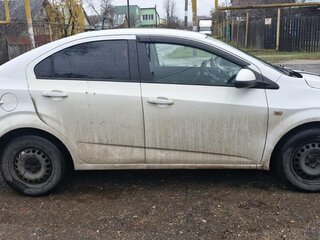 2013 Chevrolet Aveo II, белый, 550000 рублей, вид 4