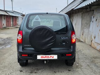 2018 Chevrolet Niva I Рестайлинг, серый, 770000 рублей, вид 3