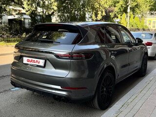 2018 Porsche Cayenne III, серый, 6897000 рублей, вид 5