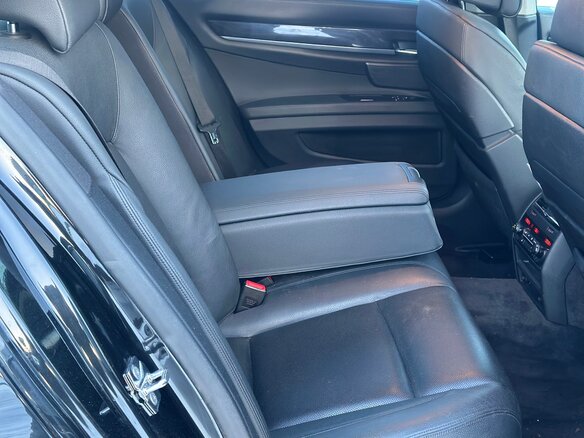 2008 BMW 7 серии 750i V (F01/F02/F04), чёрный, 1700000 рублей - вид 24