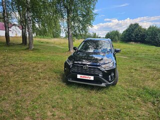 2021 Toyota RAV4 V (XA50), чёрный, 3500000 рублей, вид 3