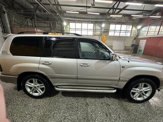 2003 Toyota Land Cruiser Cygnus 100 Series Рестайлинг 1, серебристый, 1580000 рублей, вид 4