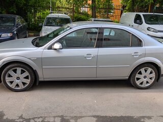 2003 Ford Mondeo III Рестайлинг, серебристый, 1150000 рублей, вид 4