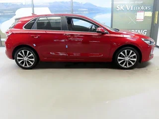2018 Hyundai i30 III, красный, 1430000 рублей, вид 4
