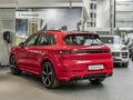 2026 Porsche Cayenne III Рестайлинг, красный, 19950000 рублей - вид 5
