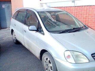 2000 Toyota Nadia, серый, 420000 рублей, вид 1
