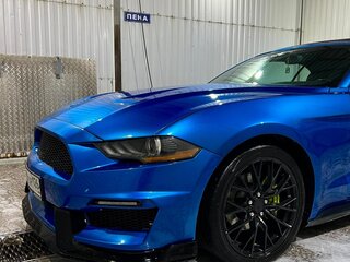 2019 Ford Mustang VI Рестайлинг, синий, 3250000 рублей, вид 3