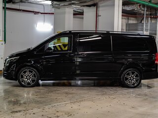 2023 Mercedes-Benz V-Класс Extra Long 300 d экстра длинный III (W447) Рестайлинг, чёрный, 18000000 рублей, вид 3