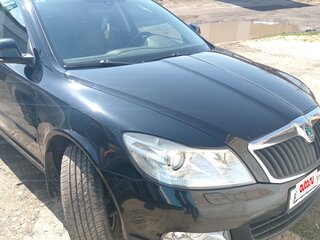 2013 Skoda Octavia II (A5) Рестайлинг, чёрный, 1300000 рублей, вид 5