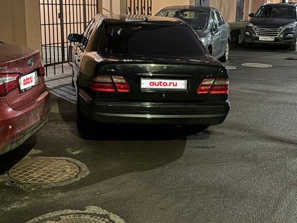 1999 Mercedes-Benz E-Класс 320 II (W210, S210) Рестайлинг, чёрный, 670000 рублей - вид 6