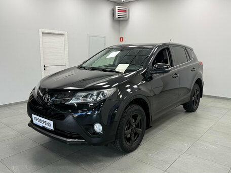 Toyota RAV4 IV (XA40)