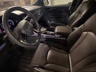 2020 Audi Q8 45 TDI I (4M), синий, 6490000 рублей, вид 3