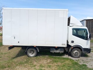 2011 Nissan Cabstar, белый, 1000000 рублей, вид 1