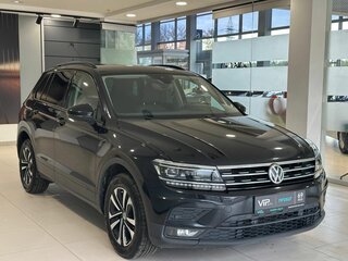 2020 Volkswagen Tiguan II, чёрный, 2597000 рублей, вид 3