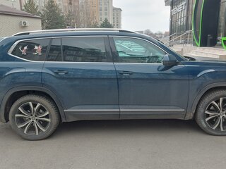 2018 Volkswagen Teramont I, синий, 2200000 рублей, вид 4
