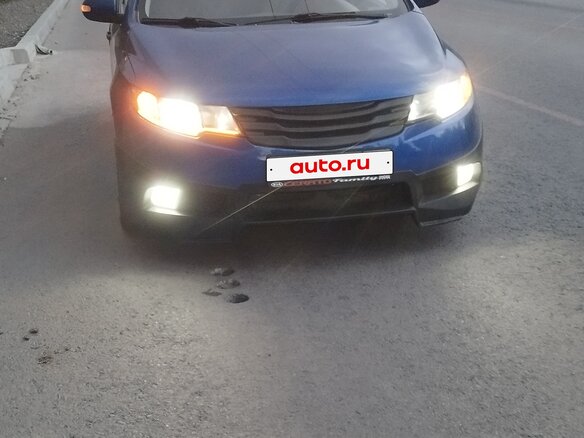 2010 Kia Cerato 4-speed II, голубой, 850000 рублей - вид 3