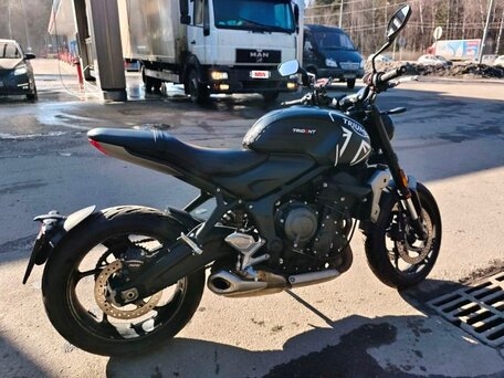 2022 Triumph Trident 660, чёрный, 699000 рублей, вид 5