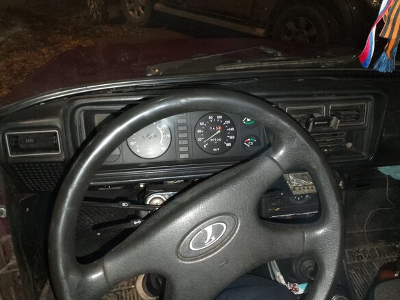 2002 Lada (ВАЗ) 2107, красный, 90000 рублей - вид 5