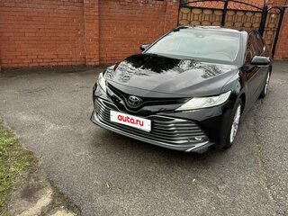 2020 Toyota Camry VIII (XV70), чёрный, 3000000 рублей, вид 2