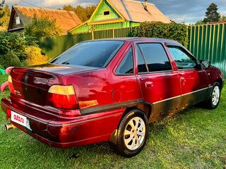 1997 Daewoo Nexia I, красный, 73000 рублей, вид 4