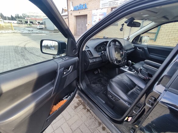 2011 Land Rover Freelander II Рестайлинг, чёрный - вид 6