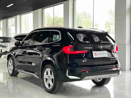2023 BMW X1 Long 20Li sDrive III (U11/U12), чёрный, 3262000 рублей, вид 2