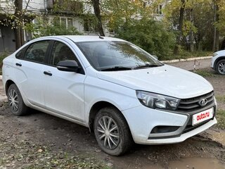 2019 Lada (ВАЗ) Vesta I, белый, 900000 рублей, вид 2