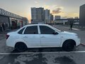 2013 Lada (ВАЗ) Granta I, белый, 320000 рублей - вид 2