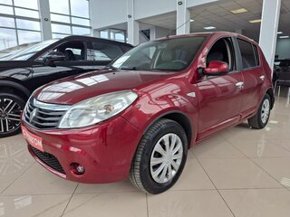 2012 Renault Sandero I, красный, 467000 рублей, вид 1