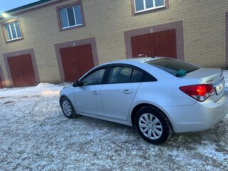 2012 Chevrolet Cruze I, серый, 550000 рублей, вид 4