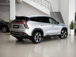 2025 Geely Atlas II, серебристый, 3723381 рублей, вид 2