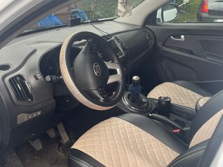 2013 Kia Sportage III, белый, 1300000 рублей, вид 4