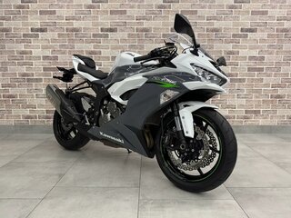 2021 Kawasaki ZX-6 Ninja, белый, 1059000 рублей, вид 3