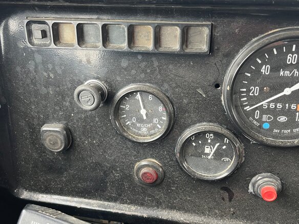 1996 КамАЗ 5511, серебристый, 650000 рублей - вид 3