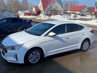 2019 Hyundai Elantra VI (AD) Рестайлинг, белый, 1375000 рублей, вид 3